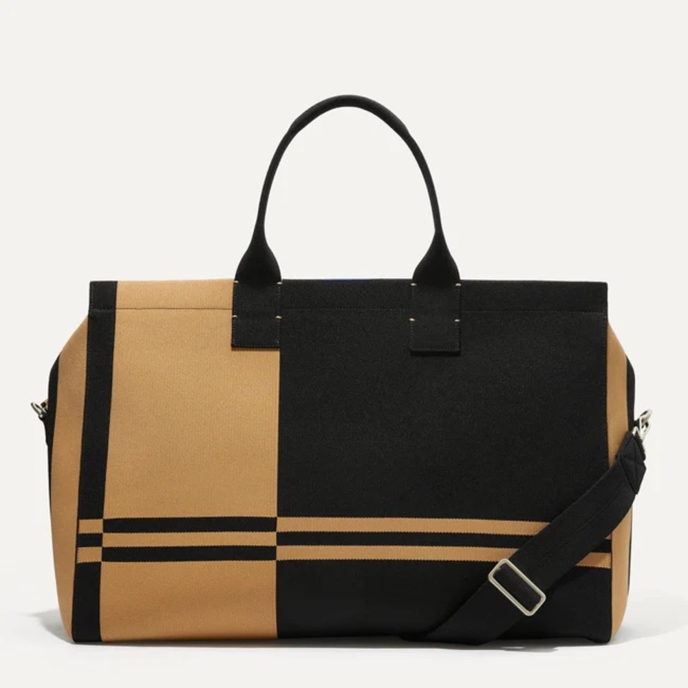 NWT Rothy’s camel & black weekender bag